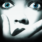 ホラーは苦手!そんな怖がりさんにおすすめの怖くない!?ホラー15選