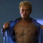 『メメント』を時系列順にネタバレ解説｜そもそもレナードの妻は死んだのか？