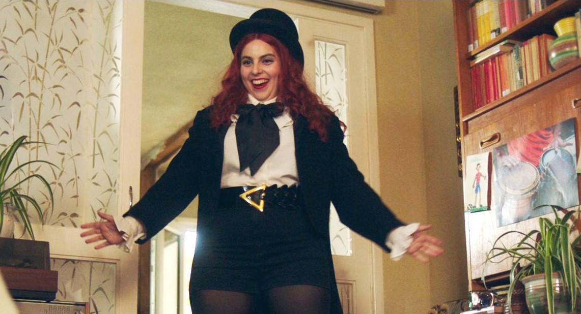 『ビルド・ア・ガール』原作者、キャリトン・モランにインタビュー